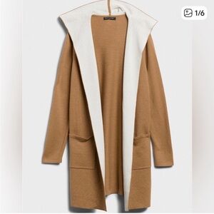 Banana Republic Women Camel and White Hooded Coatigan, open front coat, cardigan